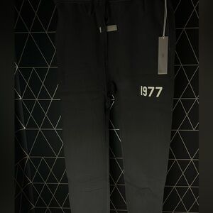 Brand new essential Black 1977 Sweatpants